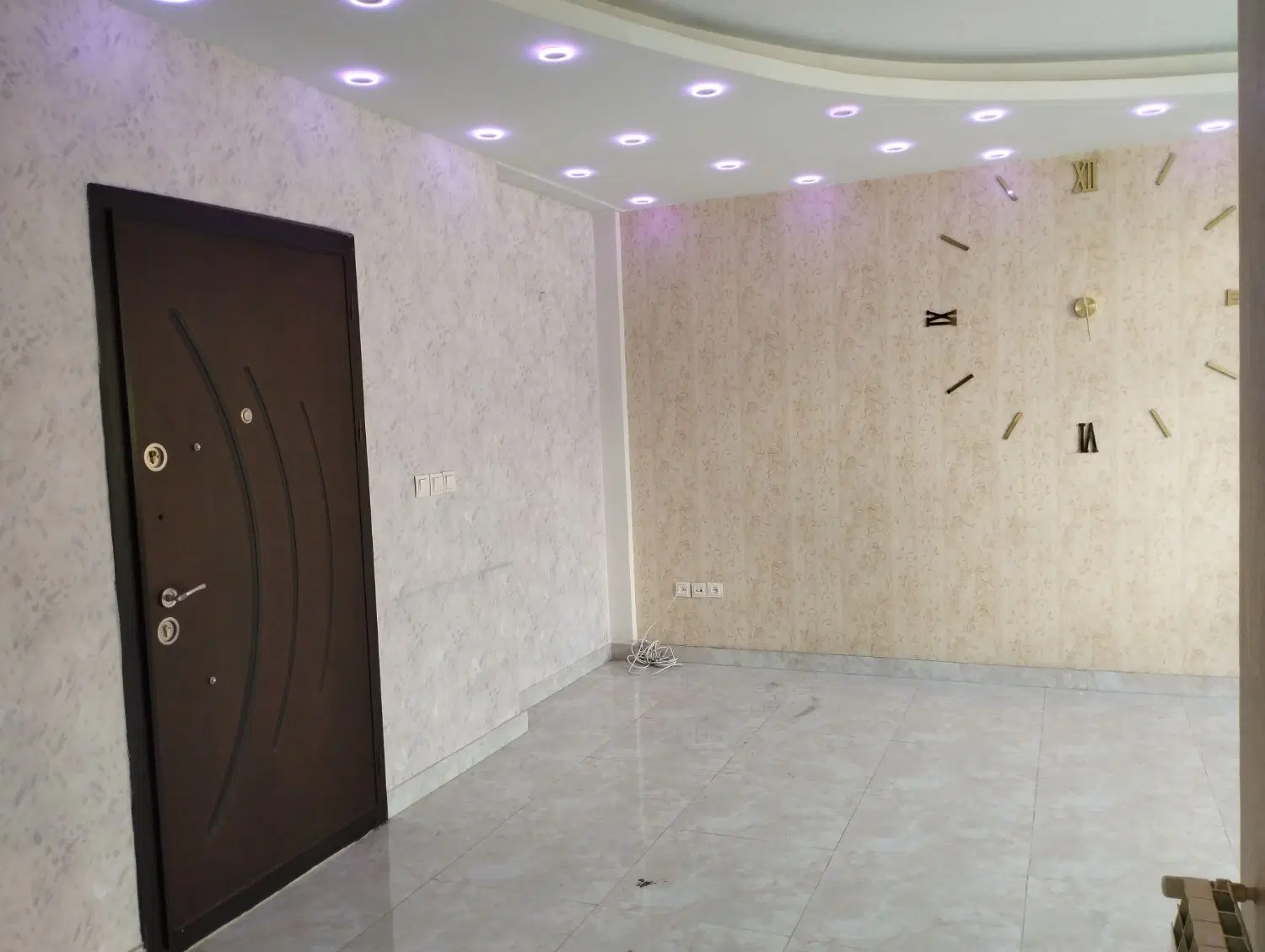 رهن کامل آپارتمان ۷۰متری با پارکینگ.تهرانپارس غربی