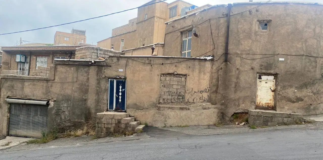 فروش ملک کلنگی مناسب ساخت و ساز روی خیابان سنگبران