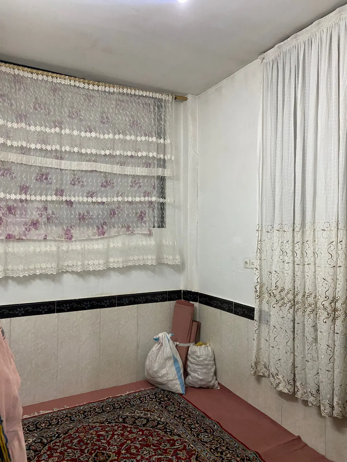 خانه _ ۵۰ متری _ رباط طرق