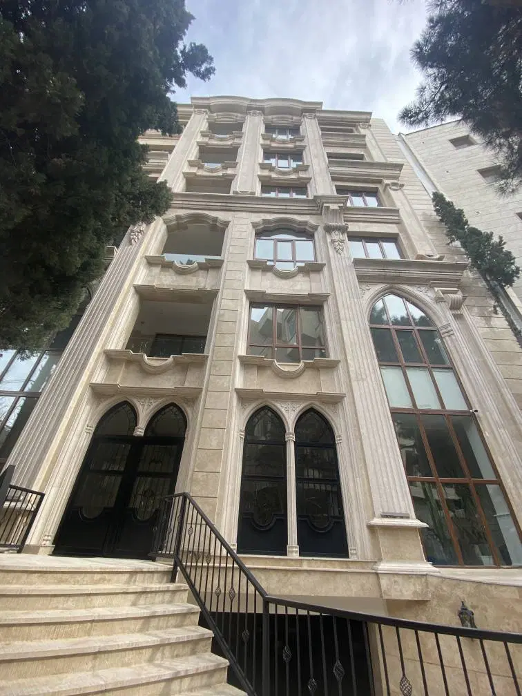 ۱۵۰ متر ۳ خواب نوساز میدان ۶۲