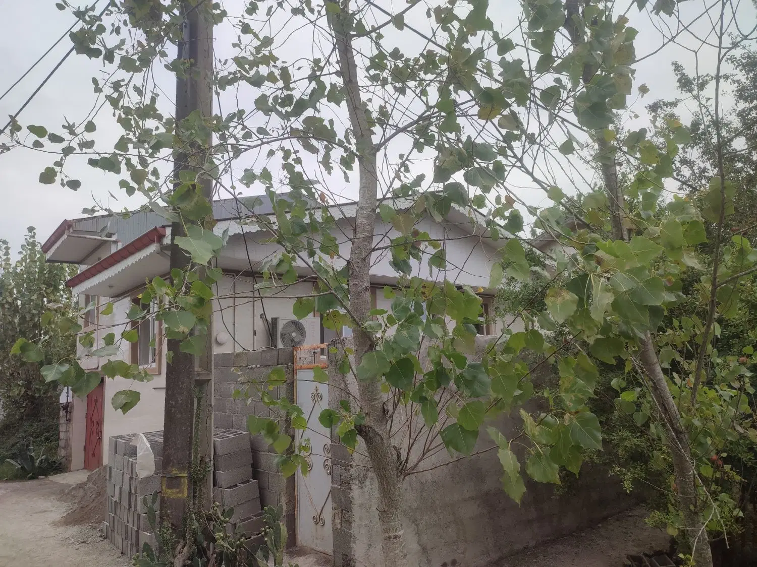 خانه ویلایی در فضای سرسبزو دلنشین(فلکده)