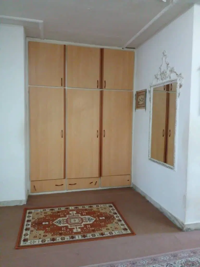 خانه ویلایی رشتیان. خوش خلقت