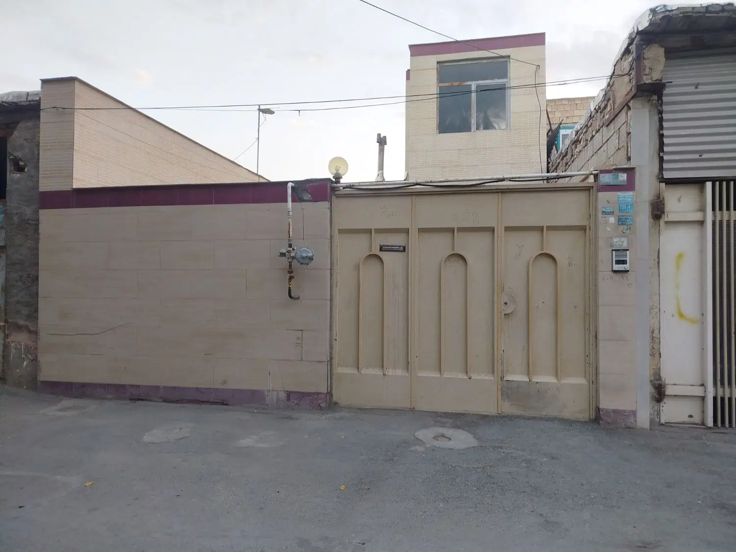 منزل عابد درچه  148متر  در به حیاط( شمالی)