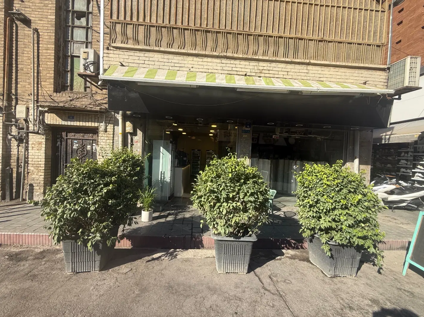 اجاره کارگاه کفاشی
