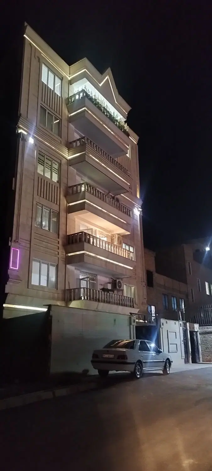 واحد۱۶۳متر نوساز تک واحد