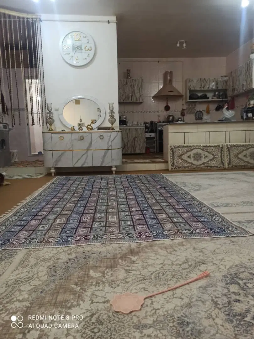 لکس بالا