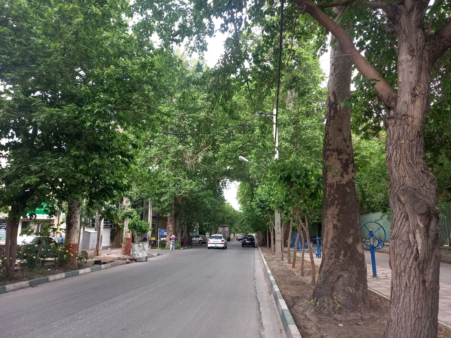 ۸۵ متری تک واحدی