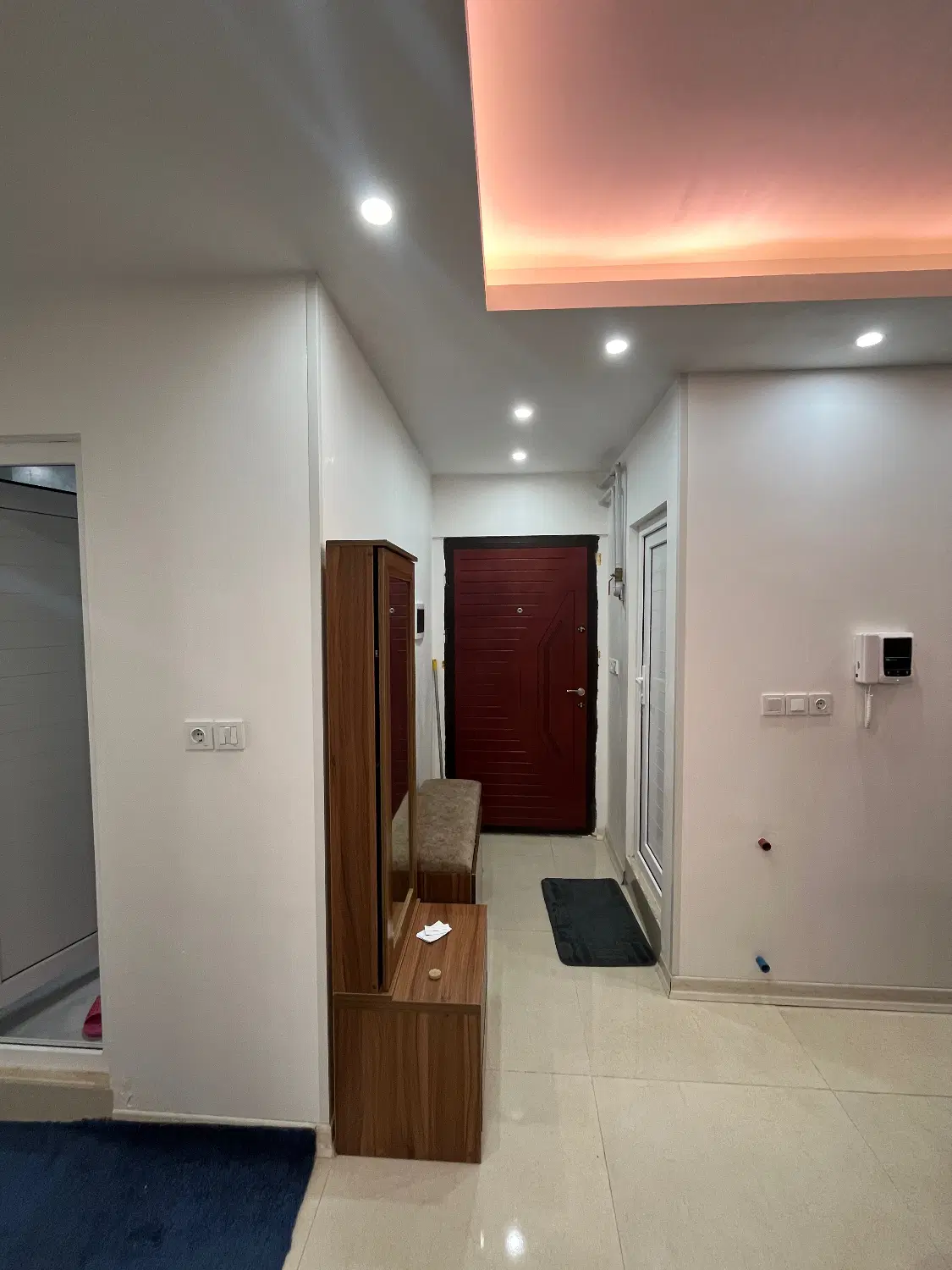 اپارتمان ۸۳ متری تاپ لوکیشن