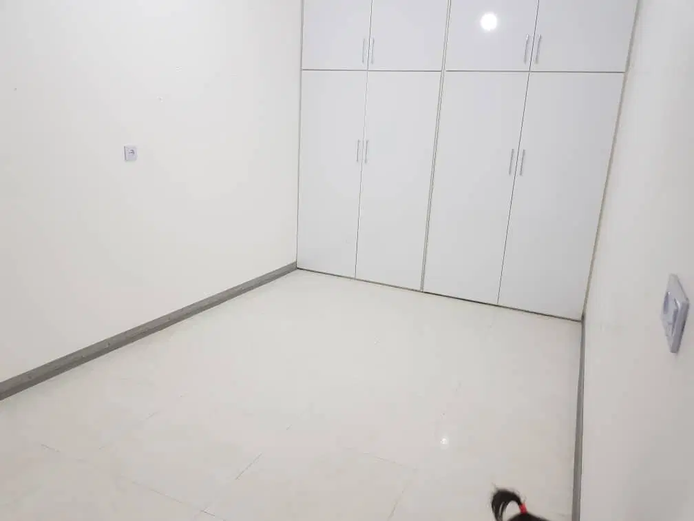 خونه ۹۰ متری سالن بزرگ خیابان مبین