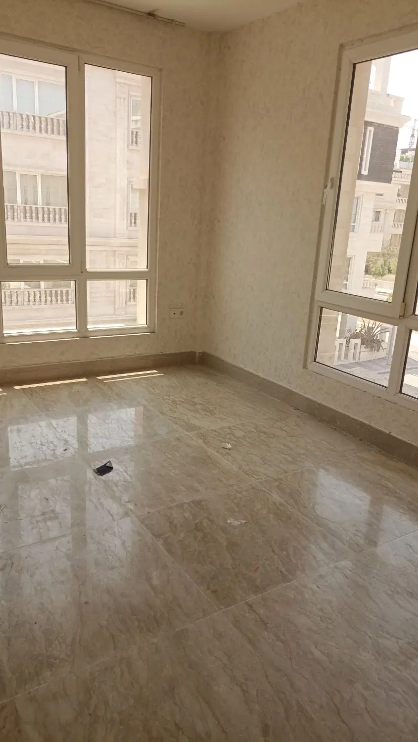 نزدیک به قلب جزیره