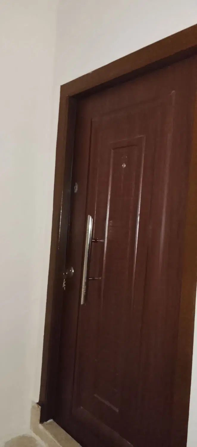 به یک هم خونه نیازدارم