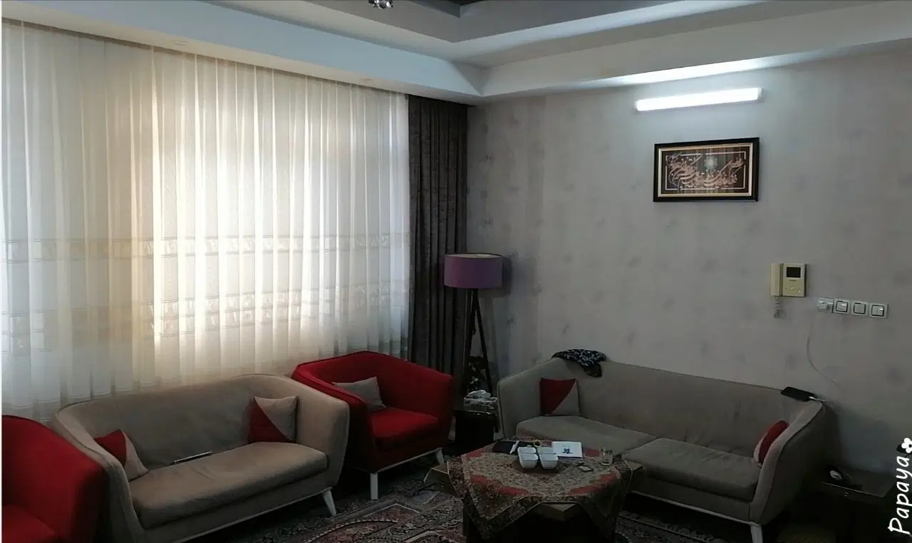 ۷۵ متری طبقه سوم رو همکف