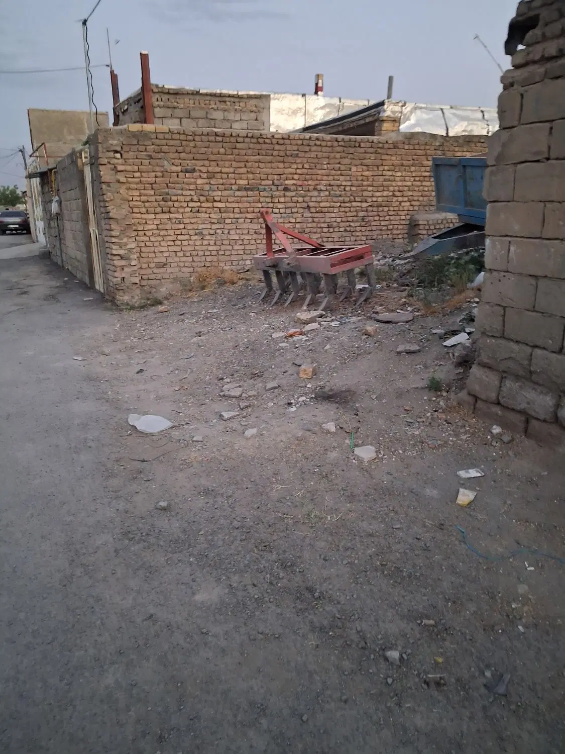 زمین دهنو