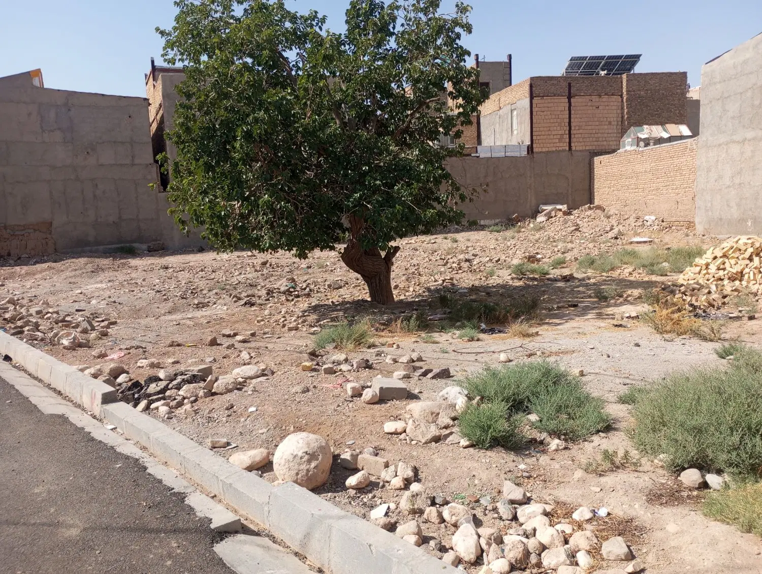 زمین مسکونی تجاری