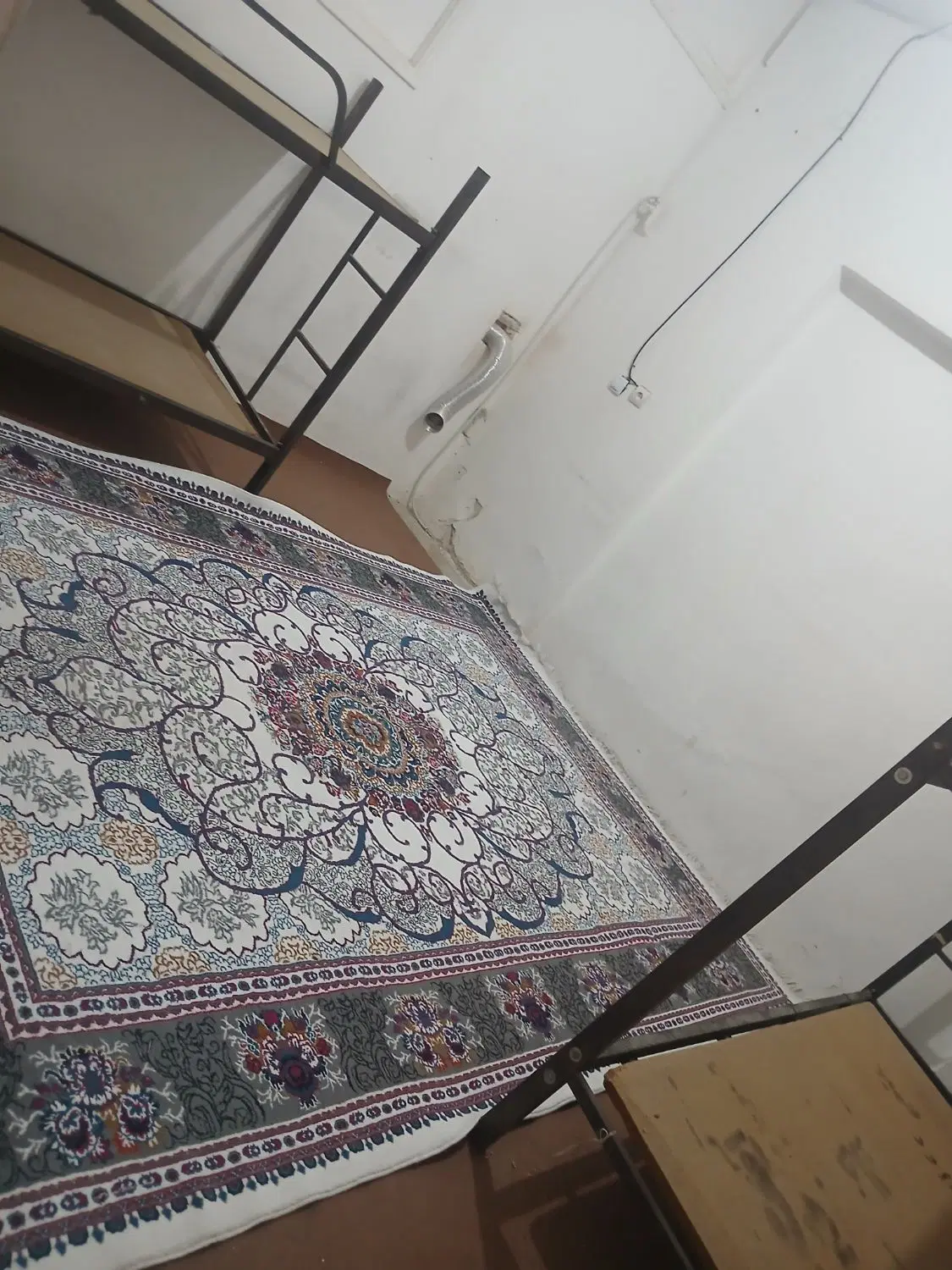 خوابگاه دخترانه بدون ودیعه تایم ازاد