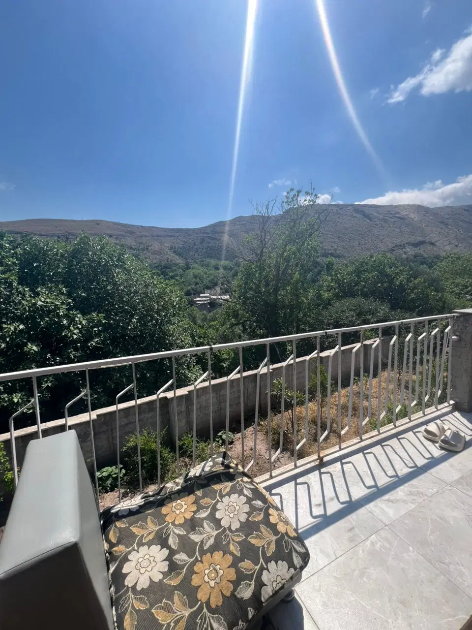 خونه باغ در منطقه کوهستانی رودبار