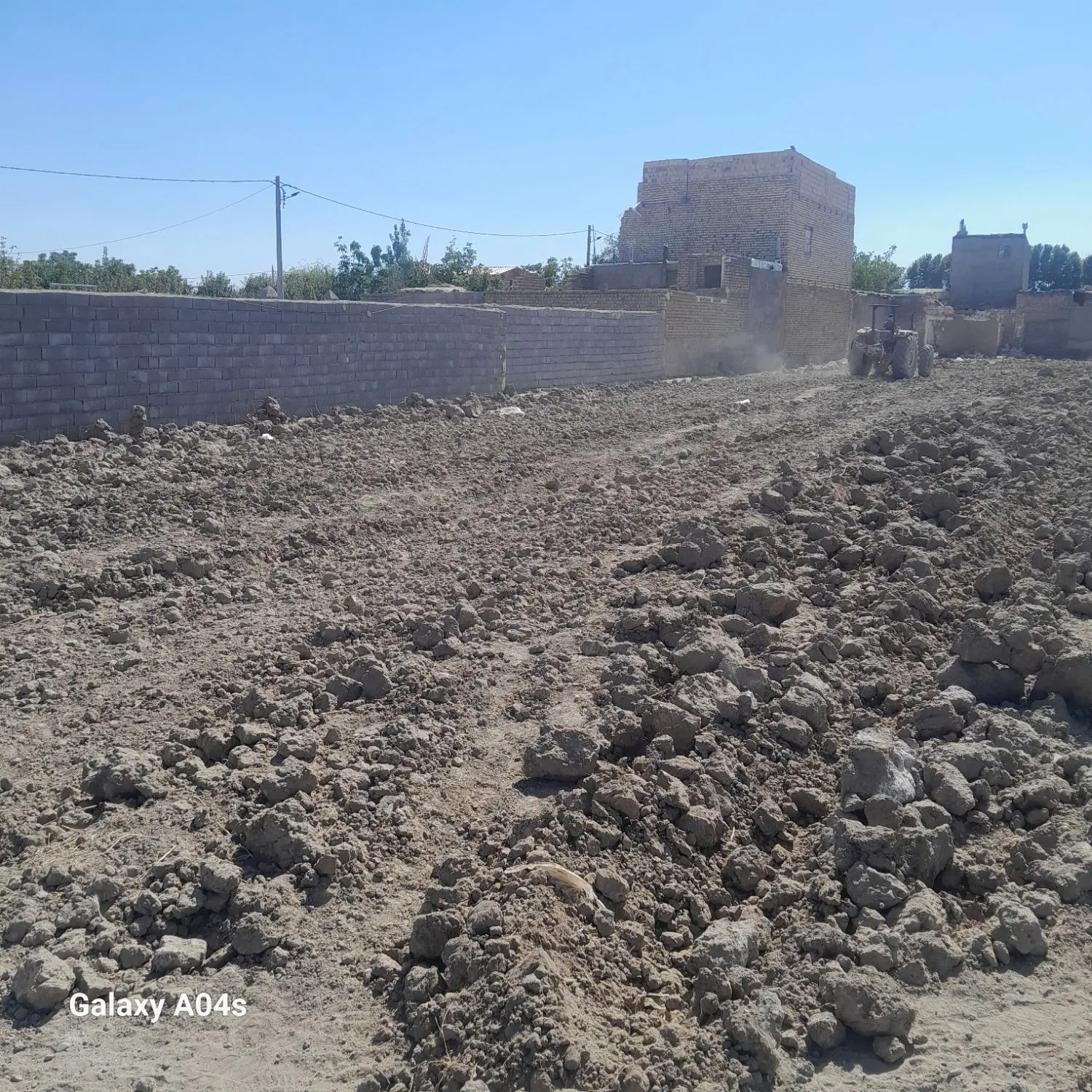 قطعه زمین ۶۲۰ متری واقع در قاشق اباد