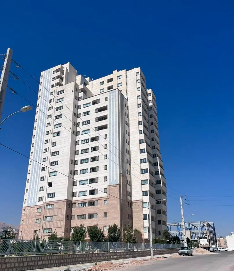 آپارتمان ۳ خواب متراژ بالا در برج آفرینش