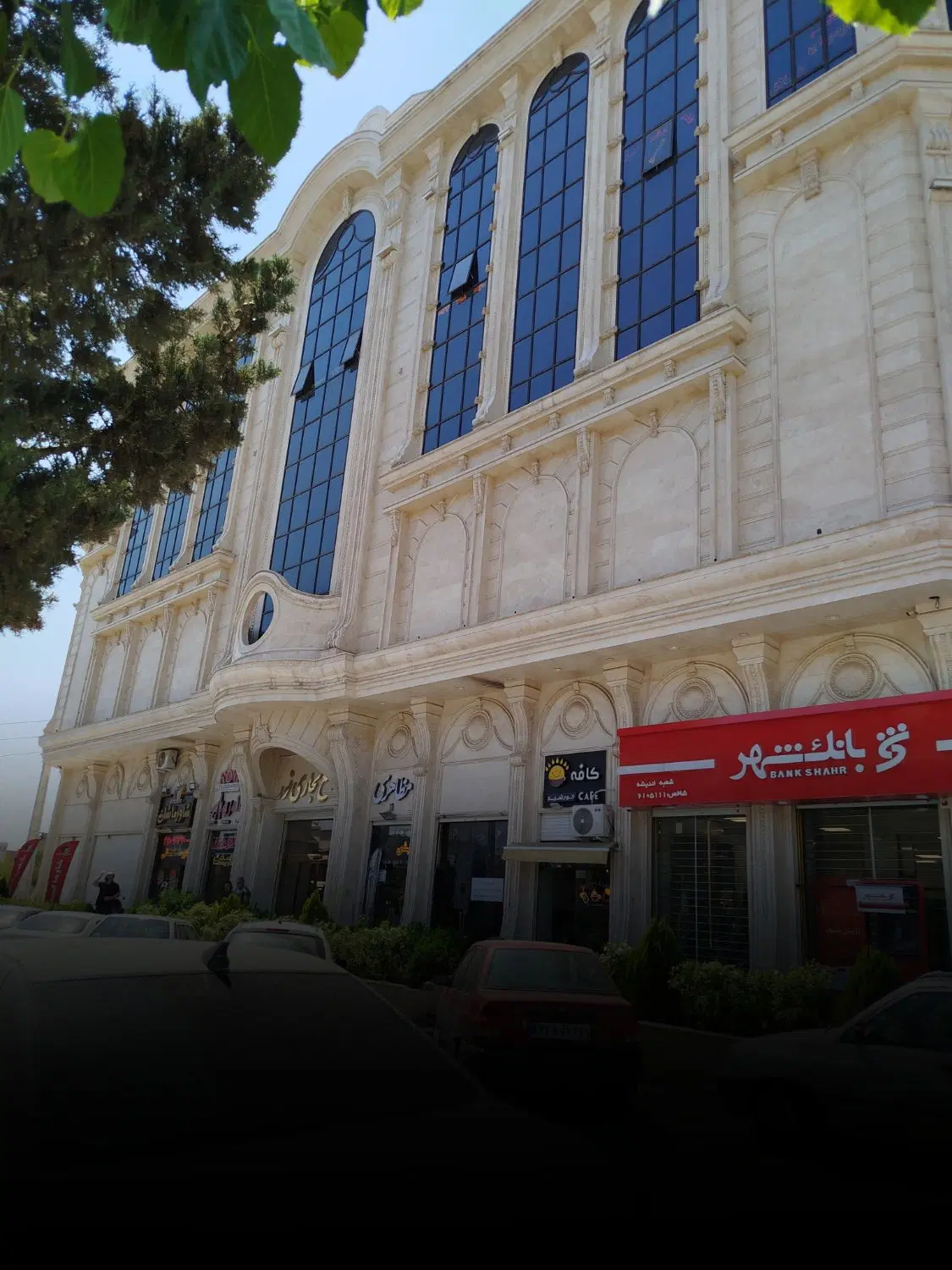 دفتر شیک و آماده کار ۸۰ متر مرکز شهر