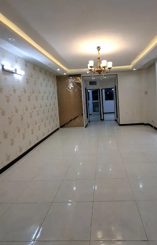 آپارتمان ۹۰متری خیام شمالی
