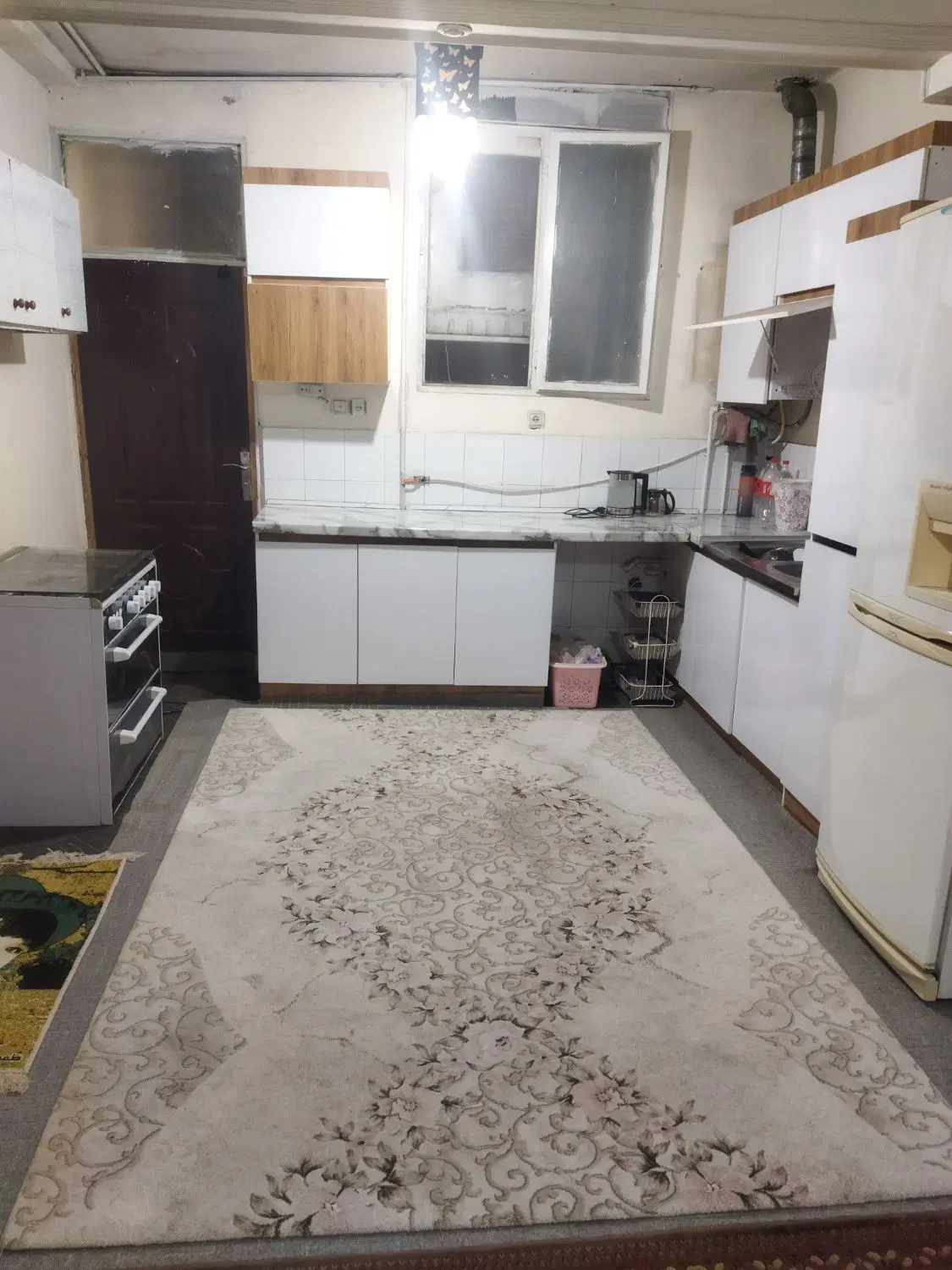 اجاره آپارتمان طبقه چهارم میدون بهاران