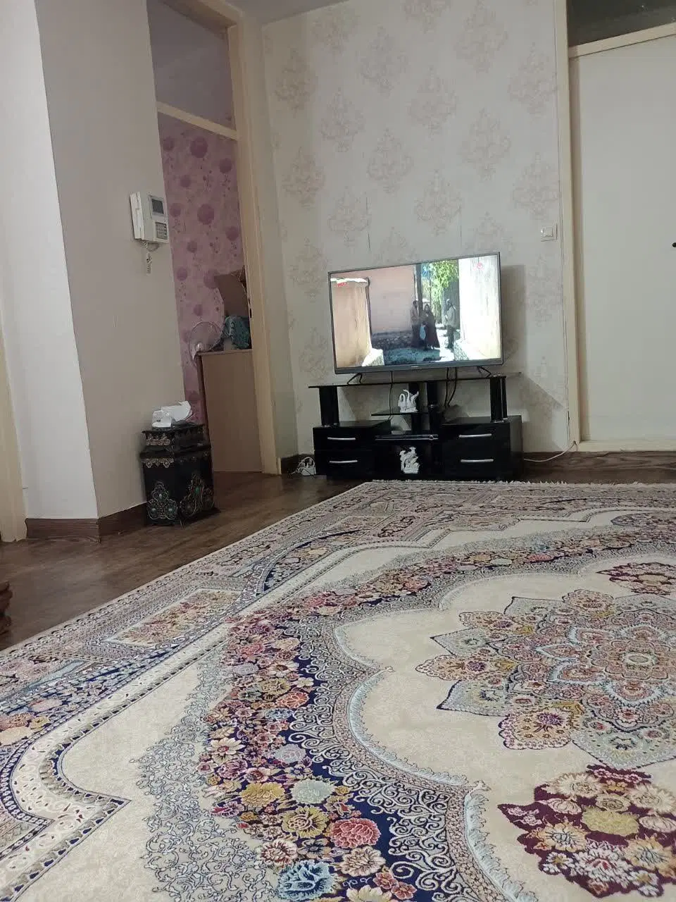 ۹۰ متری   ۲خواب   طبقه ۲