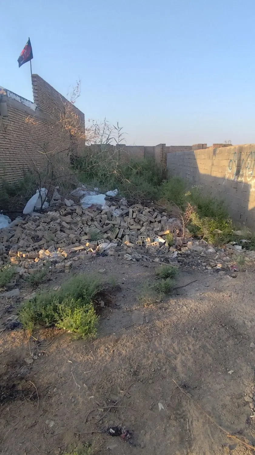 زمین در اهواز