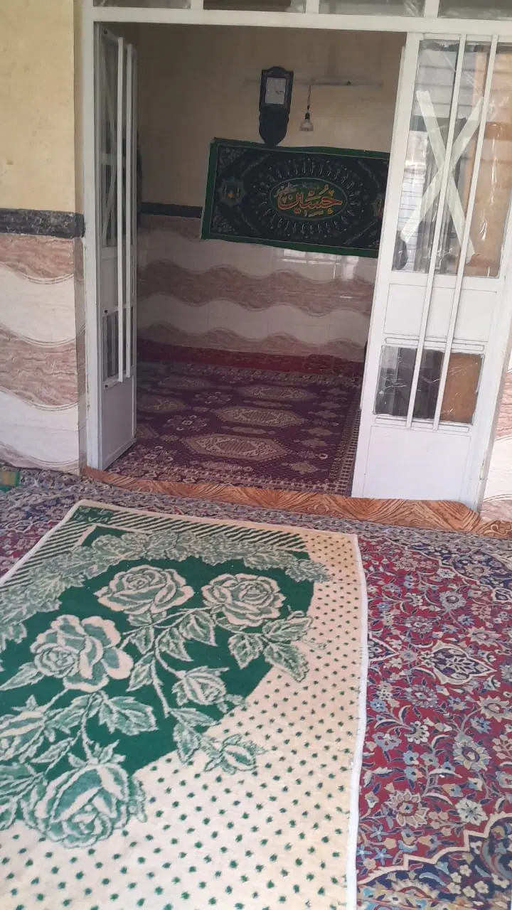 خانه مساحت بزرگ ودلباز رو به آفتاب وزیبا