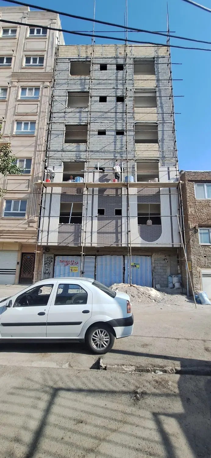 پیش فروش آپارتمان ۱۳۰ متر جنوبی
