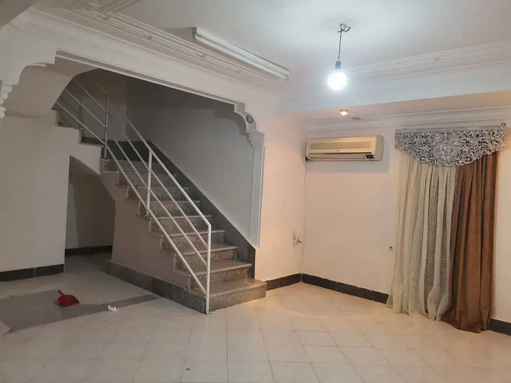 اجاره  ویلایی برخیابان اصلی