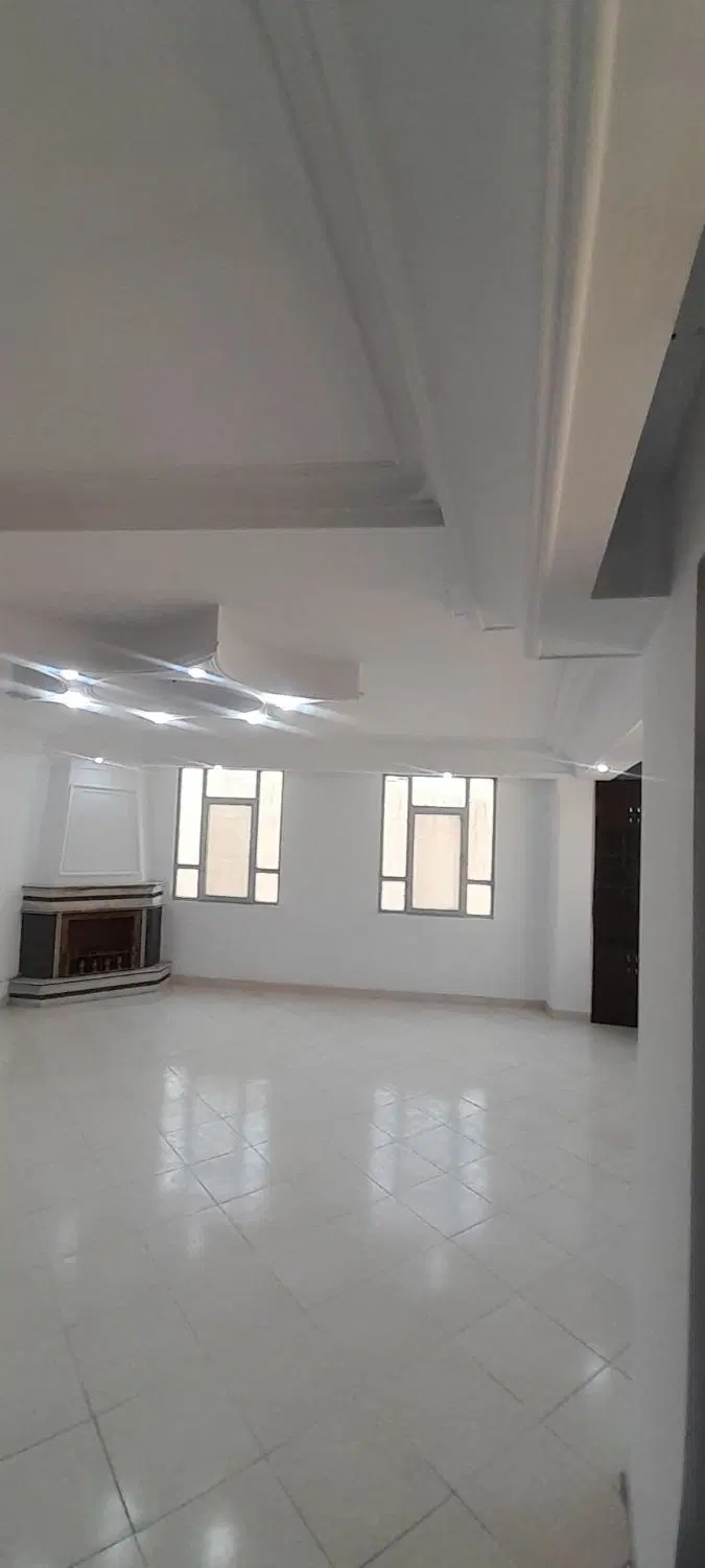 آپارتمان 80متری تاپ لوکیشن شهرزیبا غرق نور