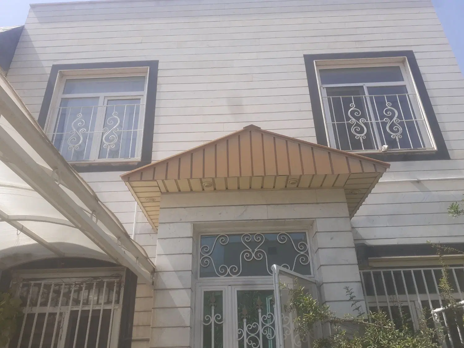 اجاره ویلایی دوبلکس دربست در فاز ۴