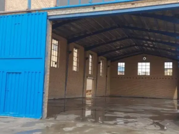 سوله نوساز ۳۰۰ متری ابتدای شهرک صنعتی خیرآباد آباد