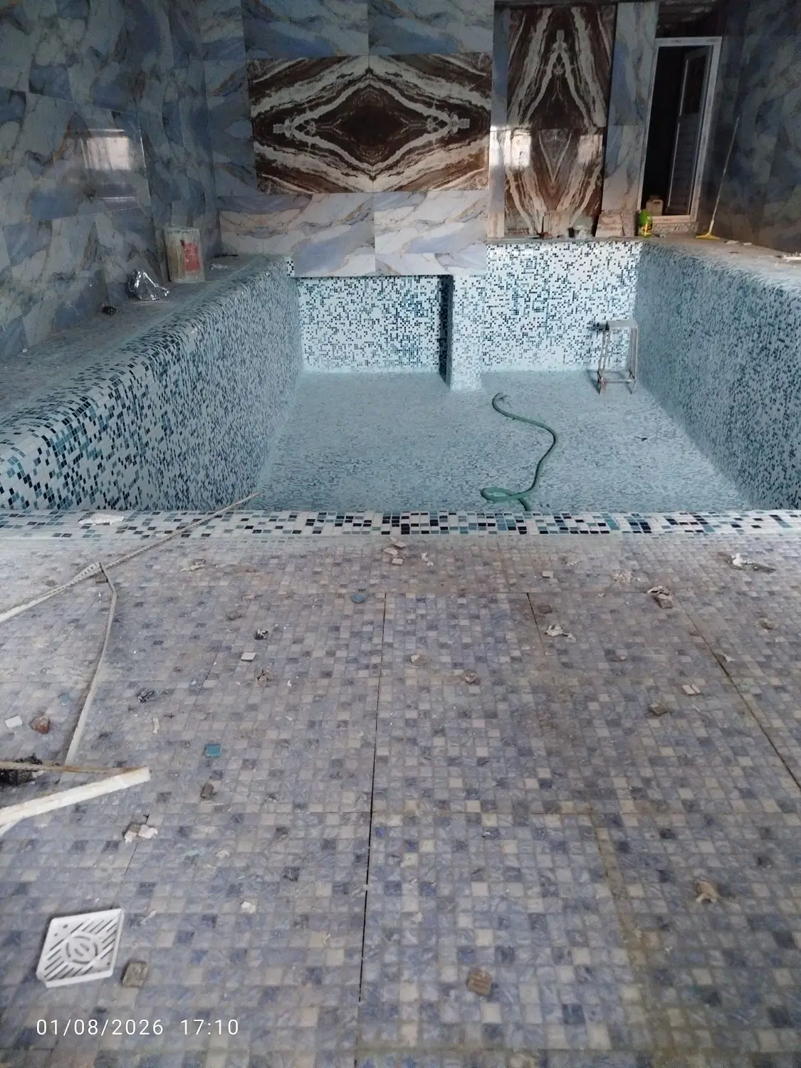 خانه باغ طزرجان