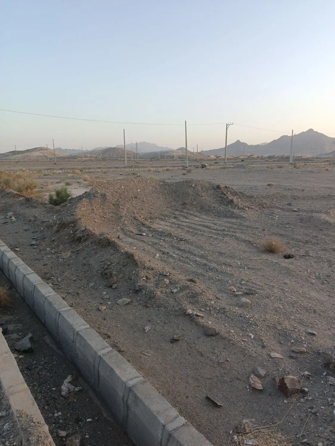 200متری سیادک