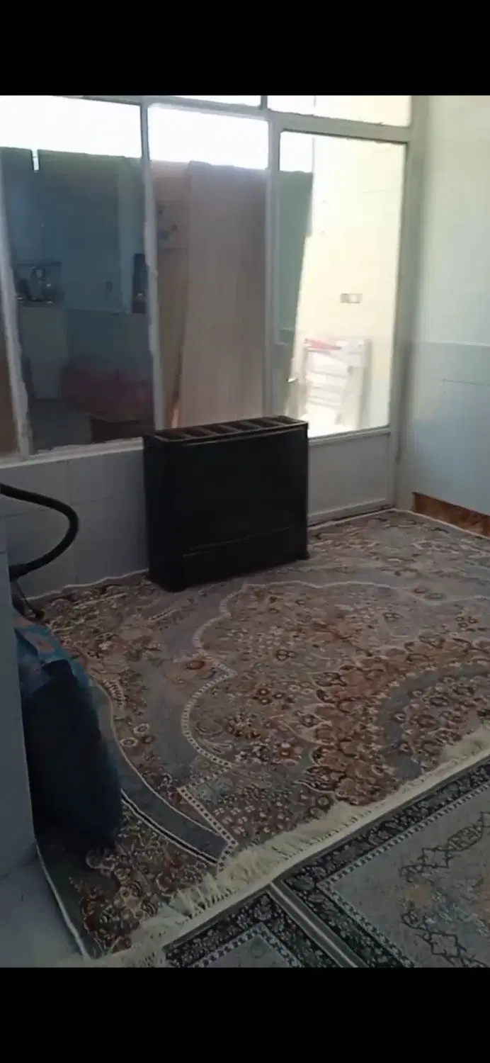 واحد ۶۰ متری واقع در رباط محله سپاس