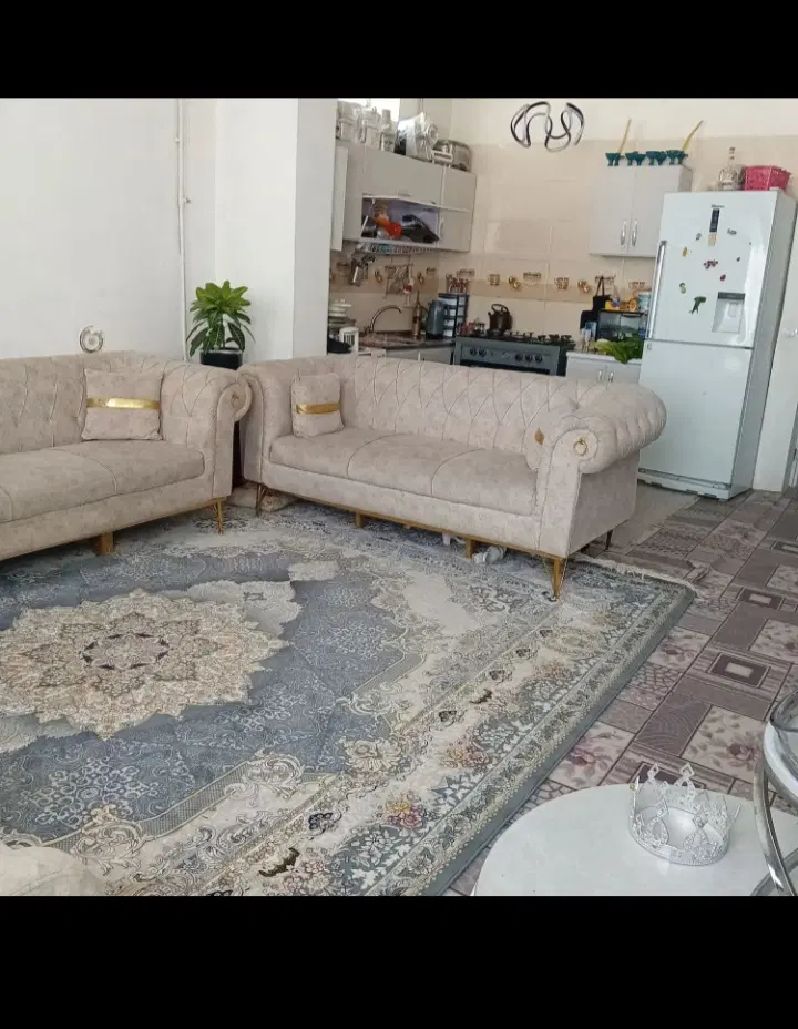 منزل ویلایی  طبقه دوم درب مجزا   نقدی
