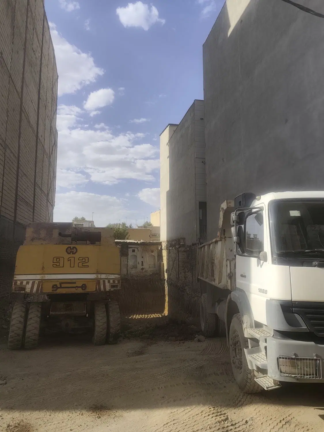 پیش فروش واحد 90متری خیابان‌کلسرخی