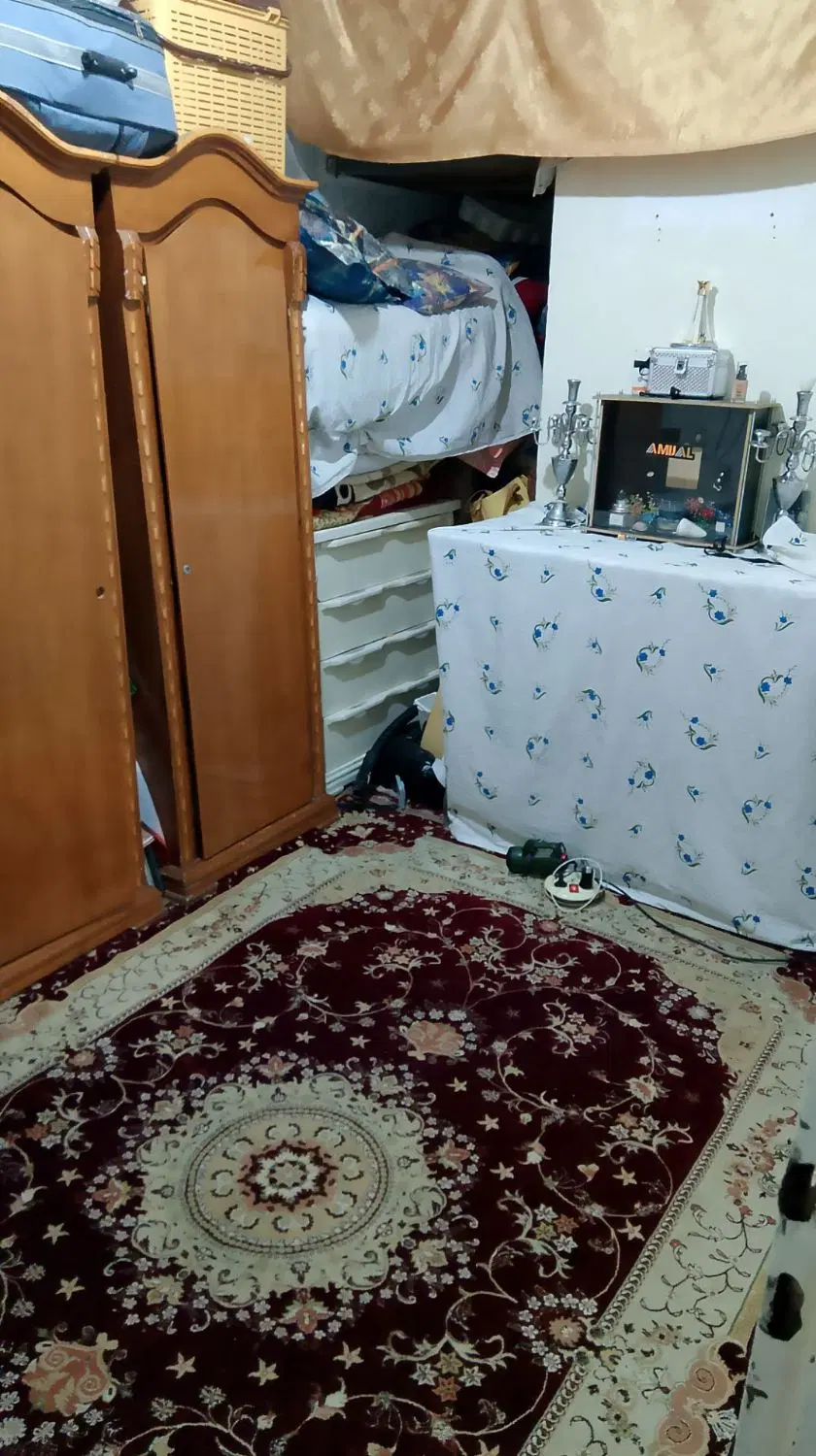 خانه دو طبقه و نیم 85 متر ماشین رو را جدا