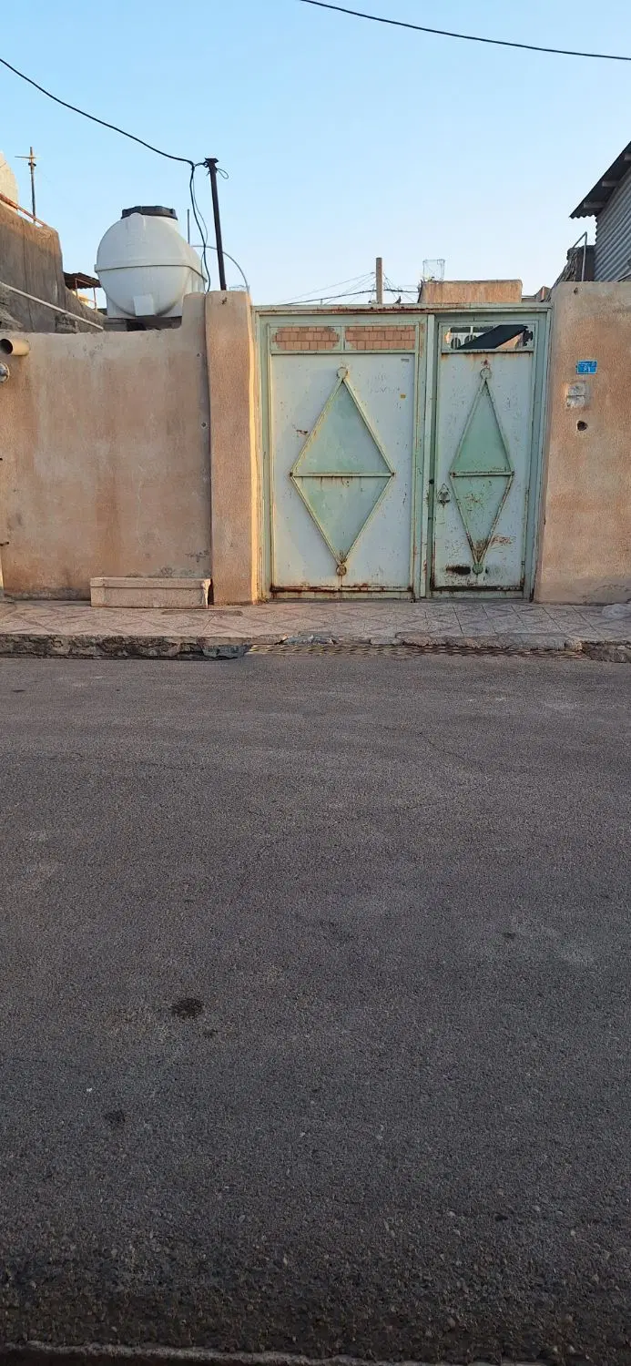 منزل مسکونی شمس اباد کوی توحید