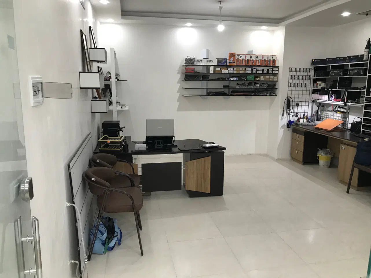 فروش مغازه چهاراه فردوسی