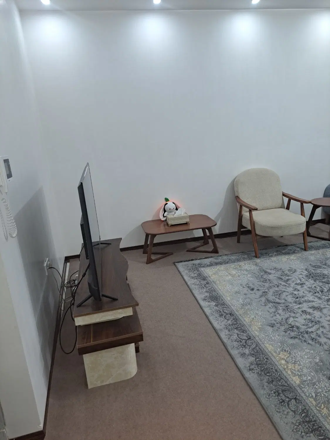 اپارتمان نوساز بهارستان ۴ ۹۵متری