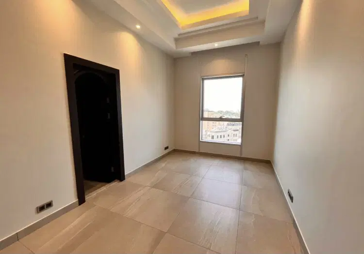 ۱۰۵ متر_صفر مدرن_معاوضه باماشین_پارکینگ روف‌گاردن