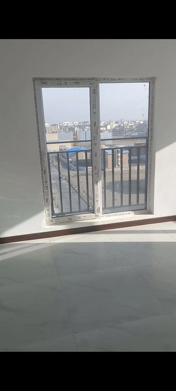 آپارتمان 120 متری طبقه نهم سه طرف نور برج آسمان