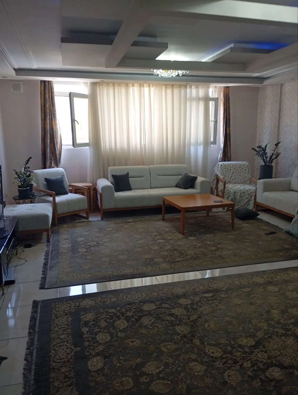 اپارتمان سه خواب شیک