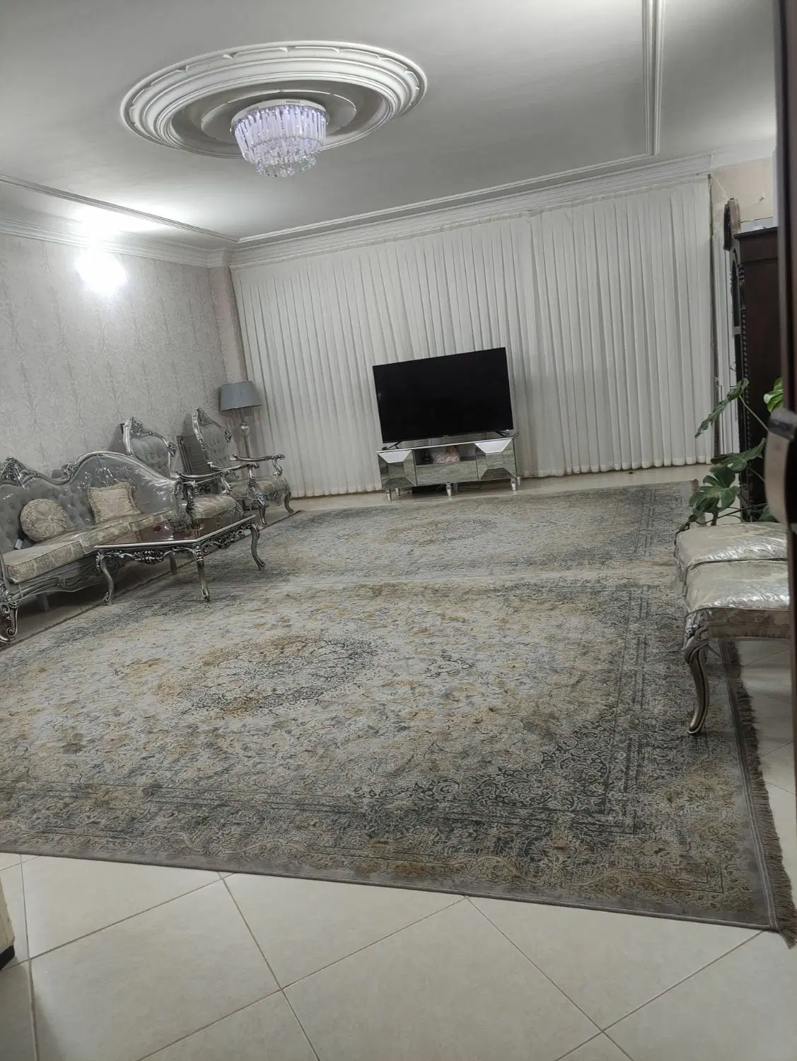 همکف ورودی مجزا احسان