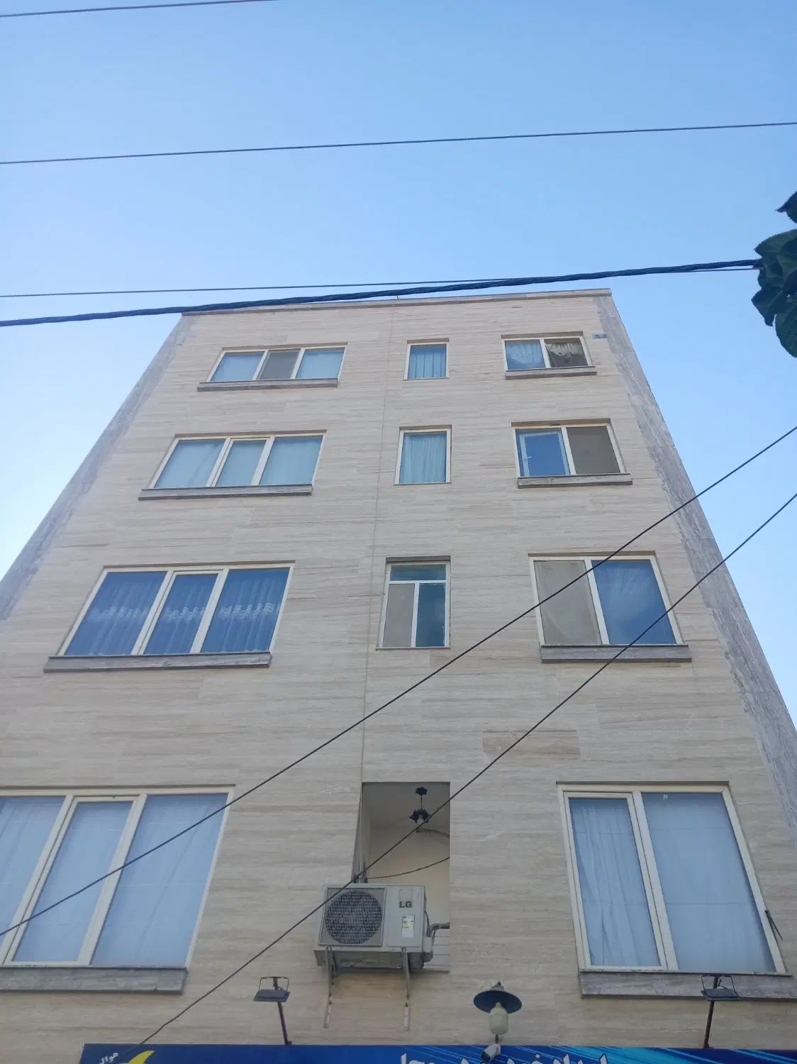 رهن و اجاره آپارتمان 120 متری فلاحی 38