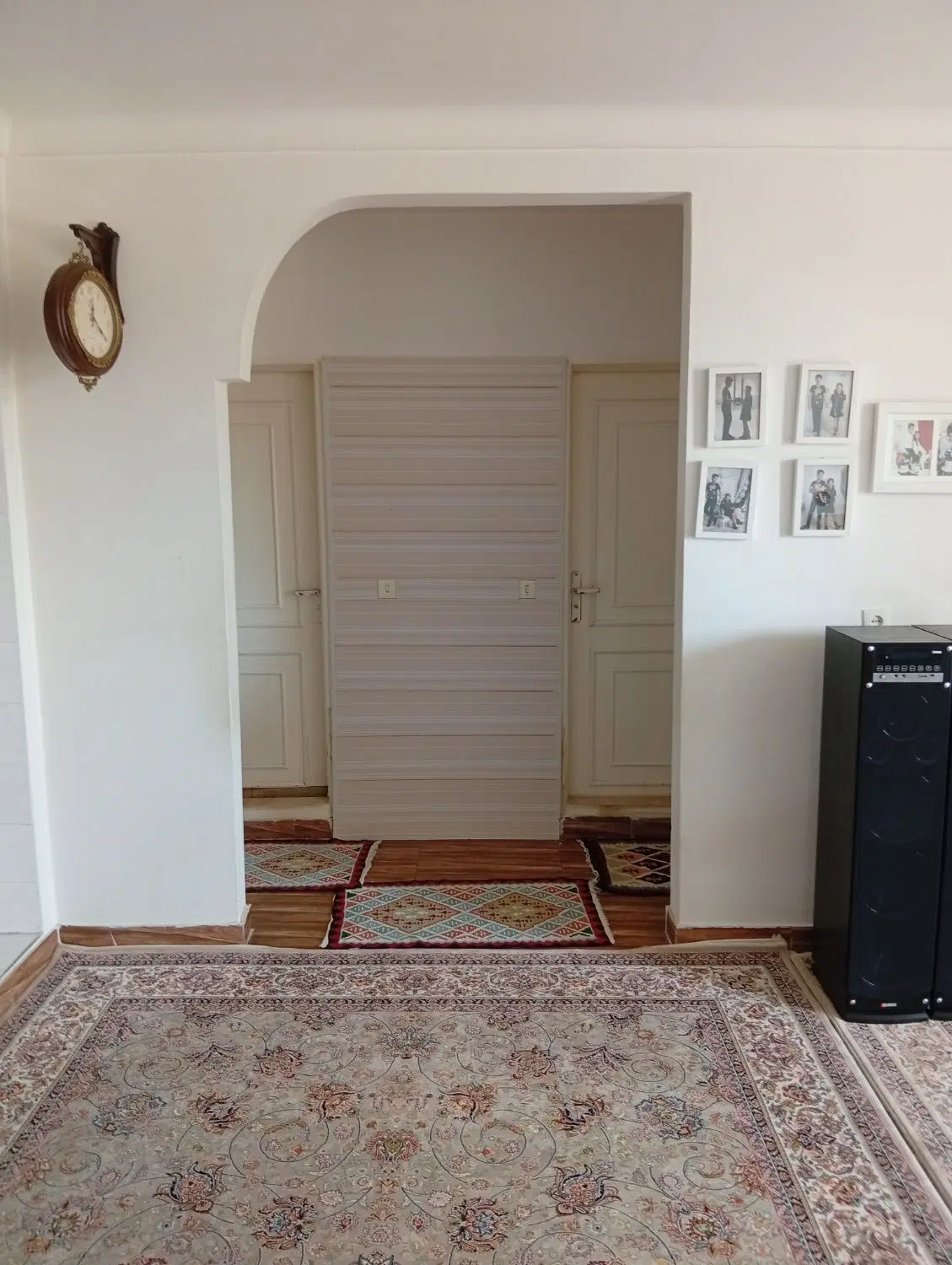 آپارتمان خیابان استاد منزوی