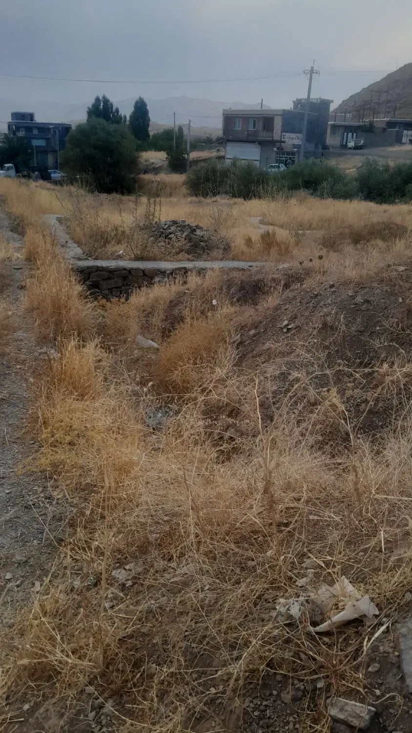زمین ۱۱۲متری سورازه