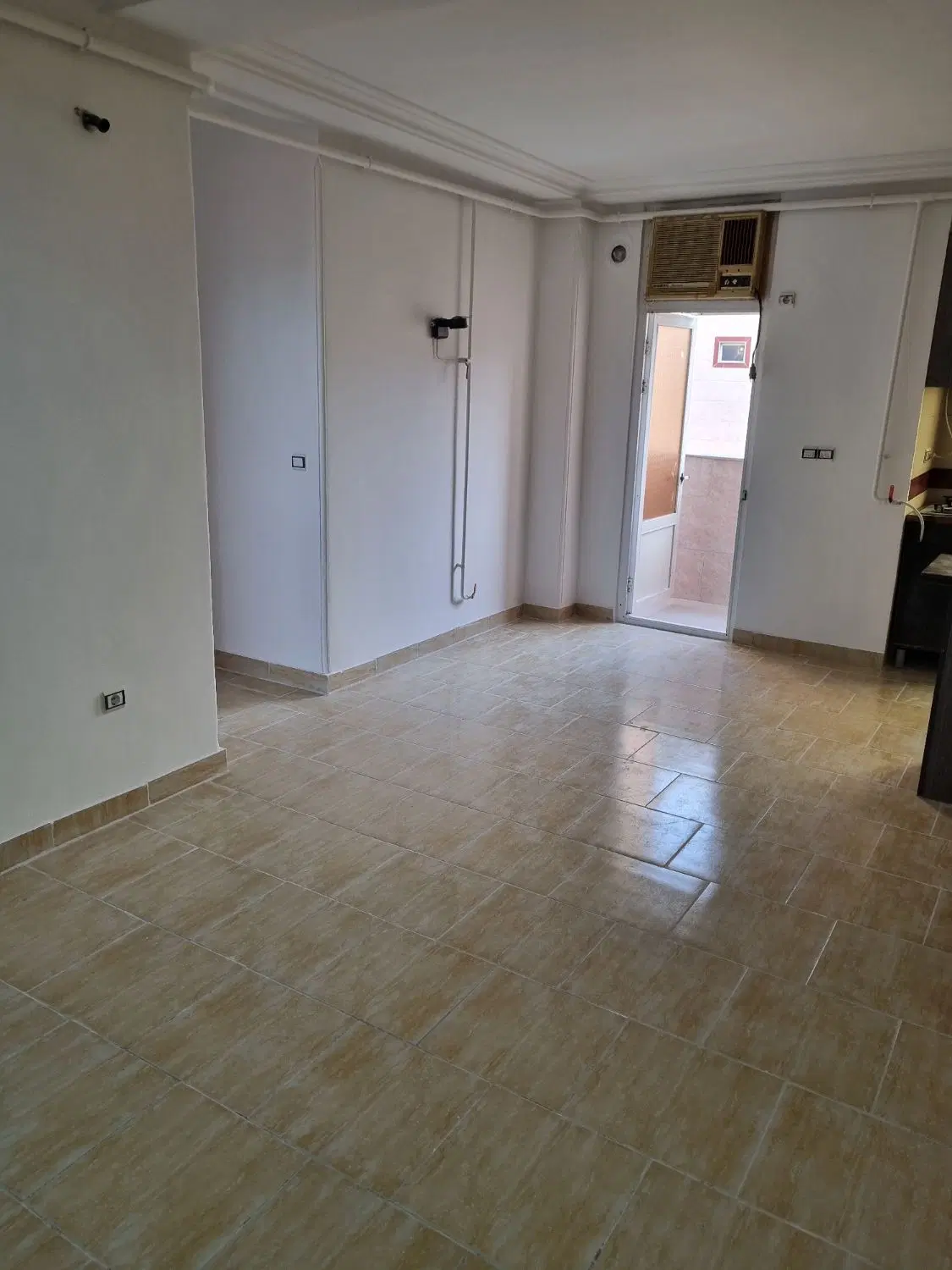 فروش آپارتمان ۸۰ متری و ۴۶ متری